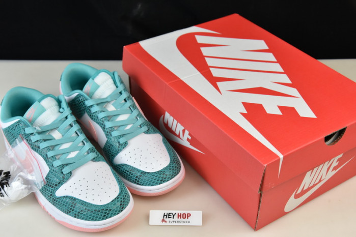nike dunk low teal snakeskin dr8577-300
